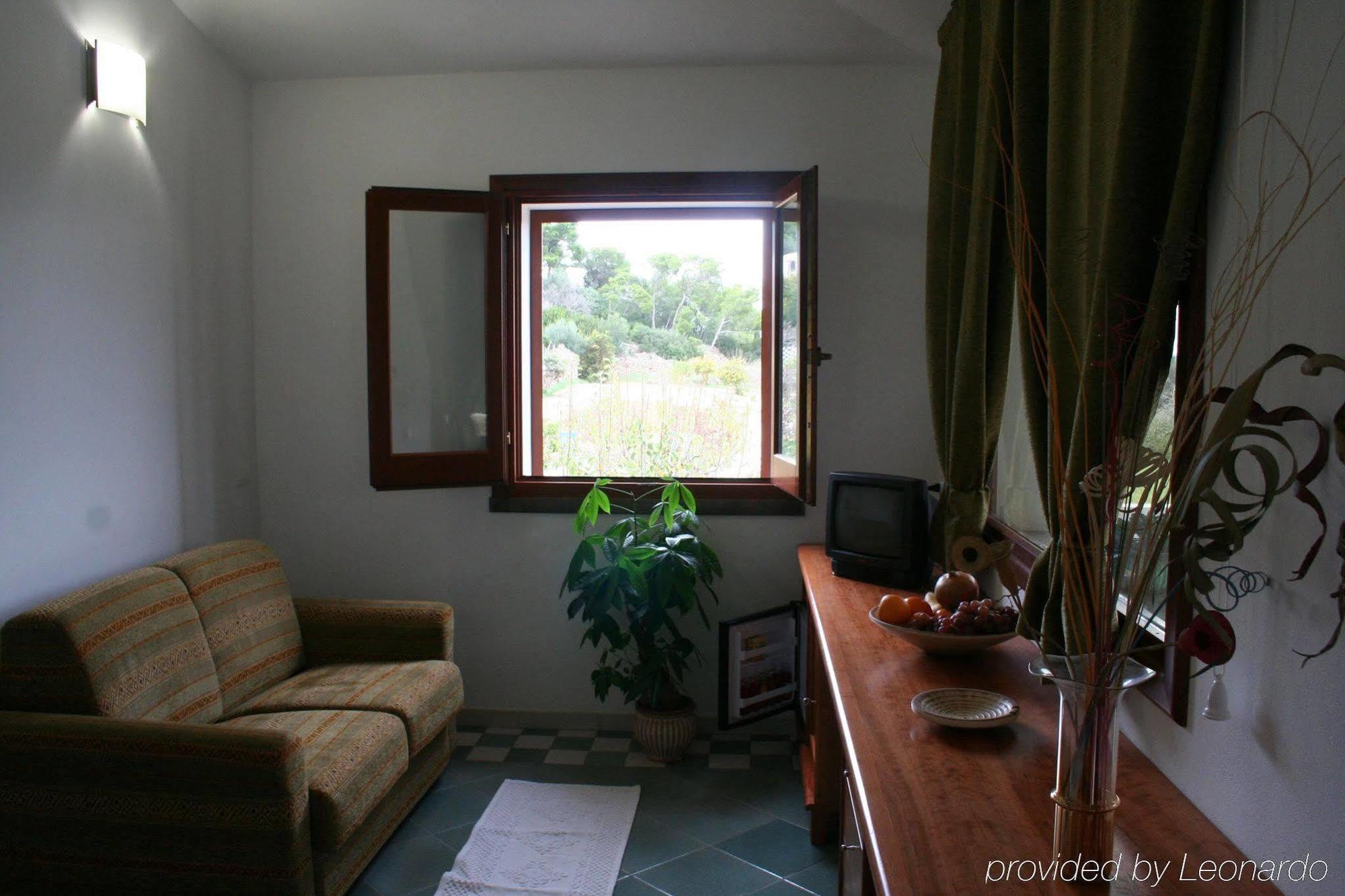 Guardia Dei Mori Hotel Carloforte  Room photo